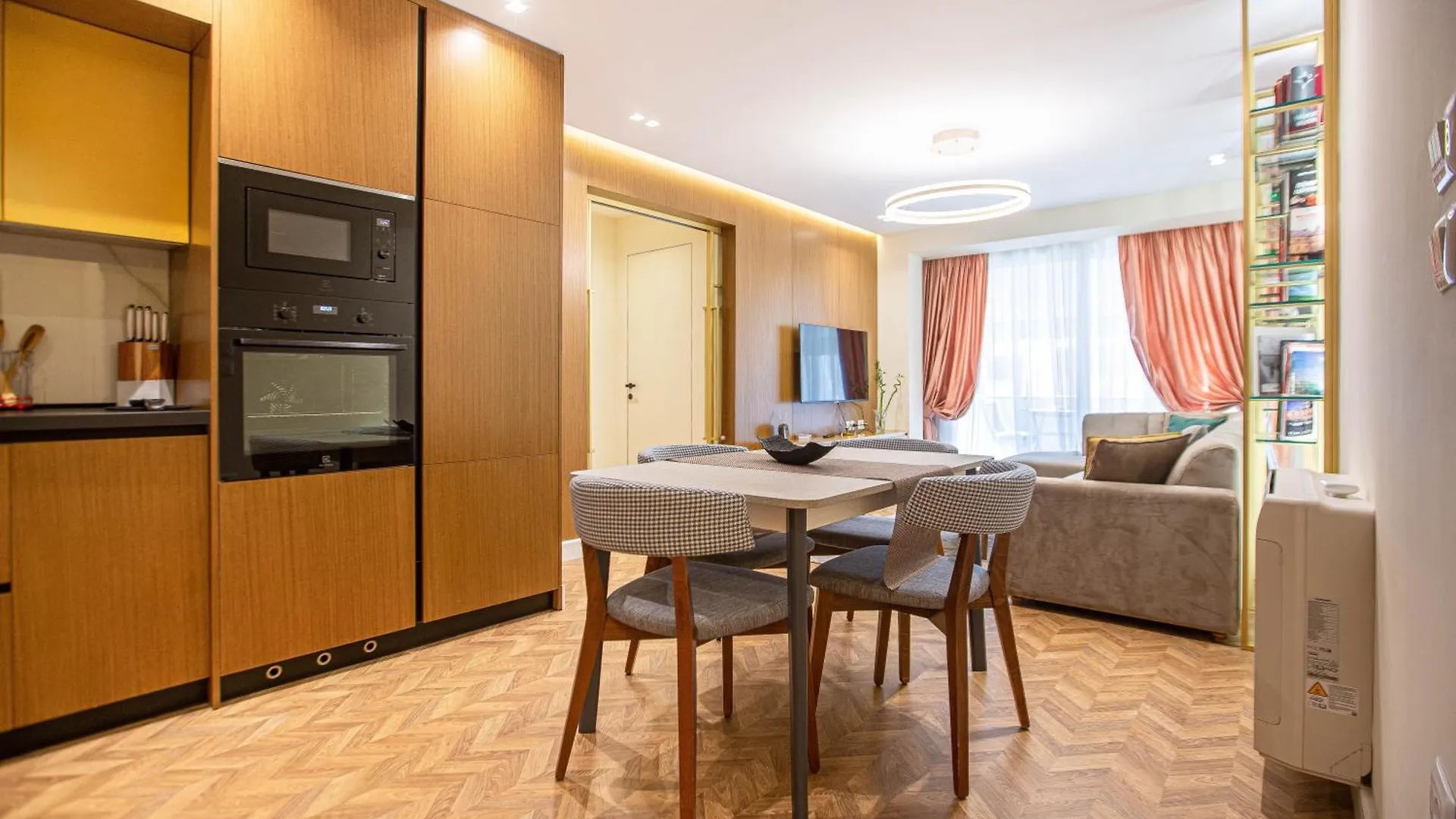 Tirana Center Fame House Apartment